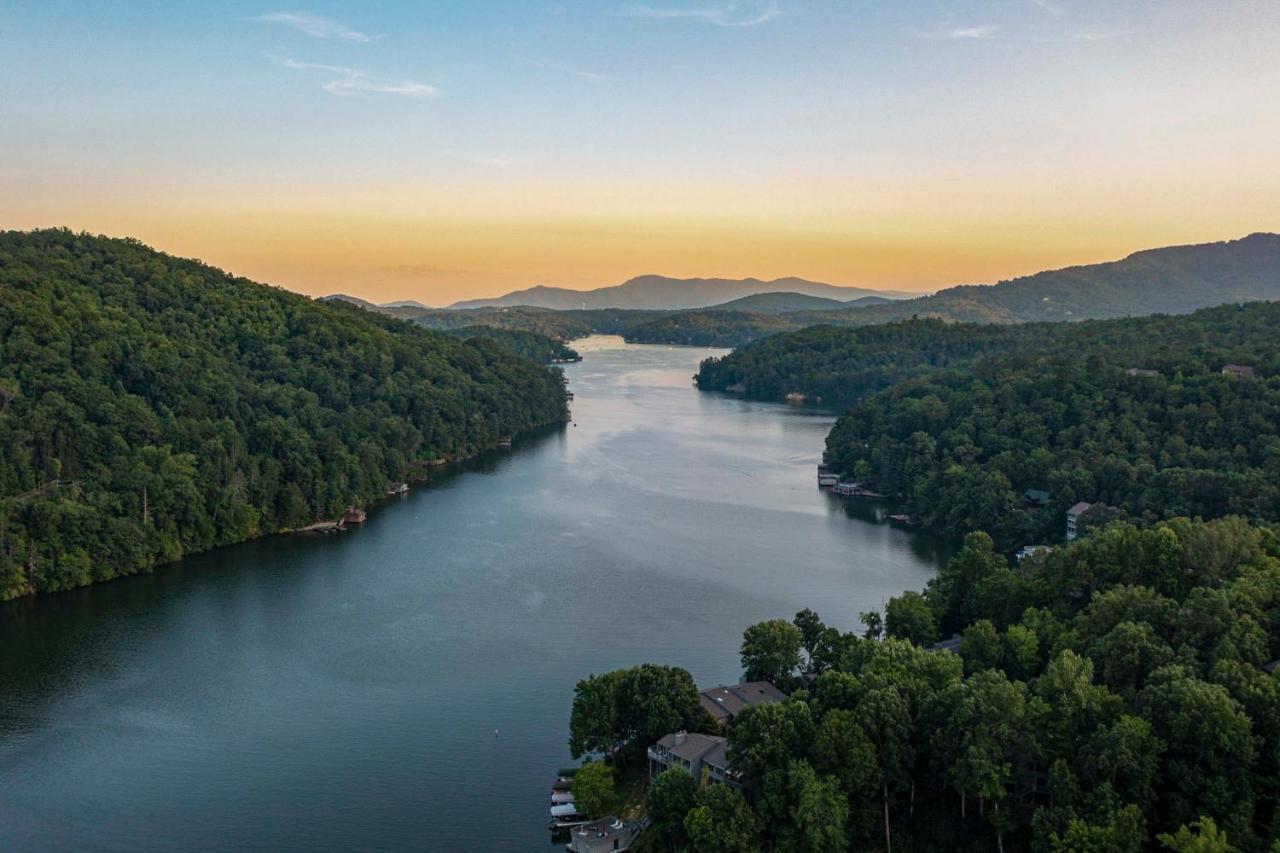 Rumbling Bald Resort Home Deck And Lake Access Lake Lure Exterior photo