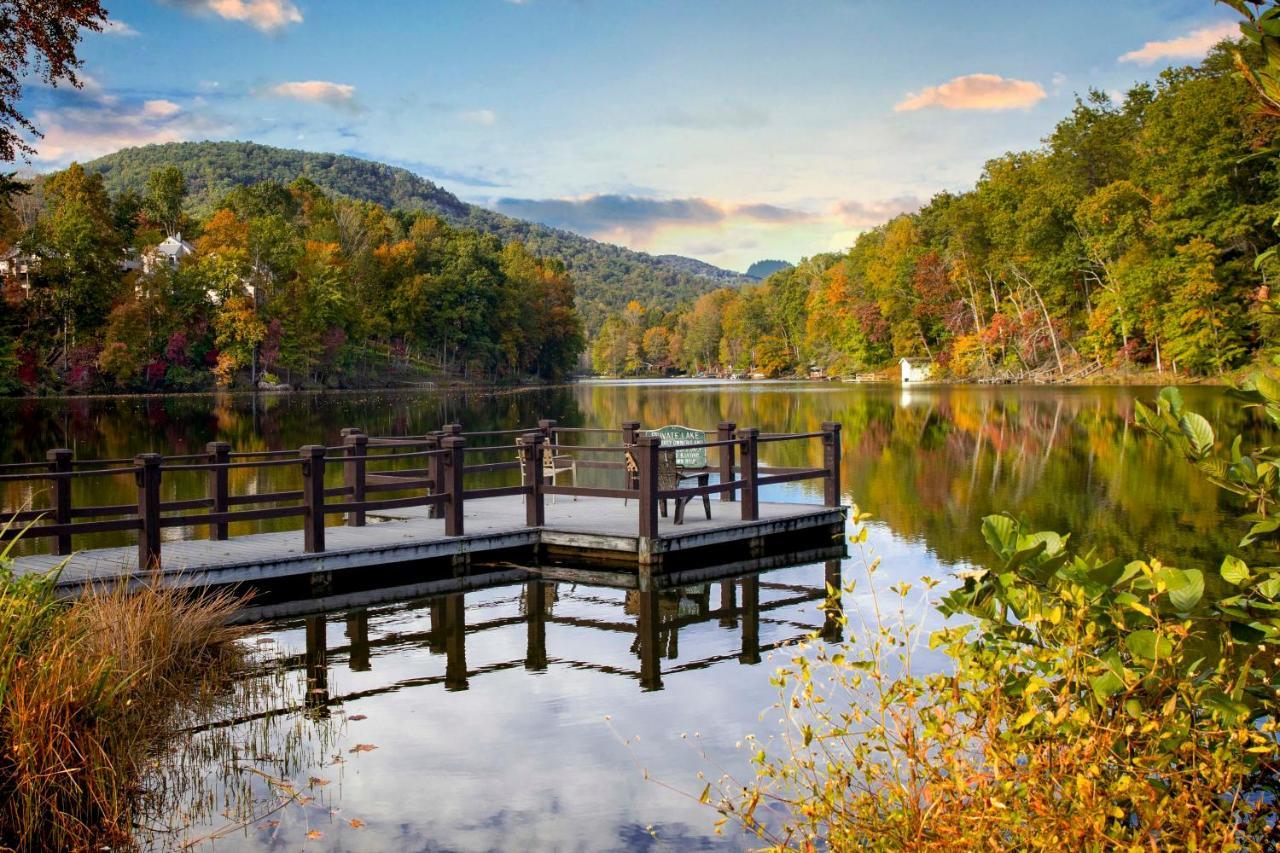 Rumbling Bald Resort Home Deck And Lake Access Lake Lure Exterior photo