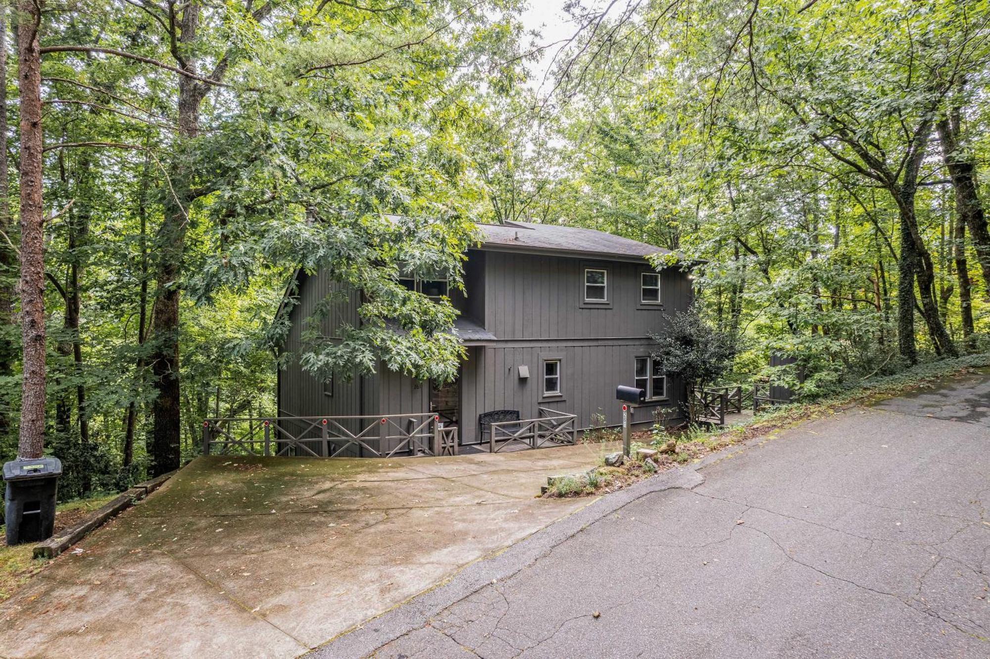 Rumbling Bald Resort Home Deck And Lake Access Lake Lure Exterior photo